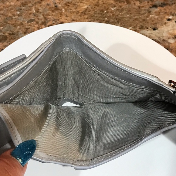 DIOR Silver Cannage Leather Trifold Wallet 😍🔥 - Picture 7 of 16